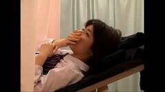 นักเรียนสาวตรวจภายในเสียวหีน้ำเงี่ยนใหลปี่พุ่งแตกเต็มมือxxx