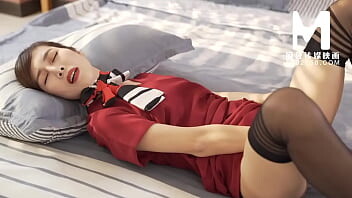 แอร์สาวคนสวยโดนรัวควยไม่ยั้ง
