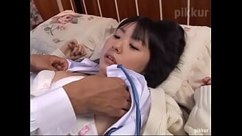 นักเรียนสาวโดนน้าเขยพามาเล่นเสียวน้ำแฉะกางเกงในxxx