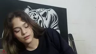 คลิป18+เย็ดน้องสาวต่างแม่วัยรุ่นชวนกันดูหนังโป๊แล้วลองเย็ดกันXXX PORN